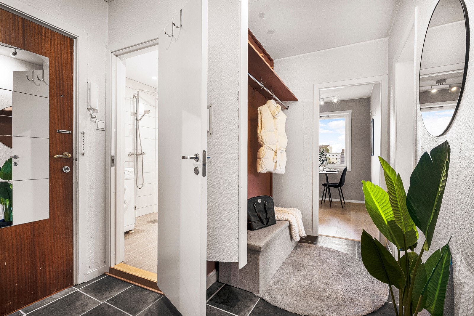 - Leiligheten har også 3 eksterne boder - Galleribilde