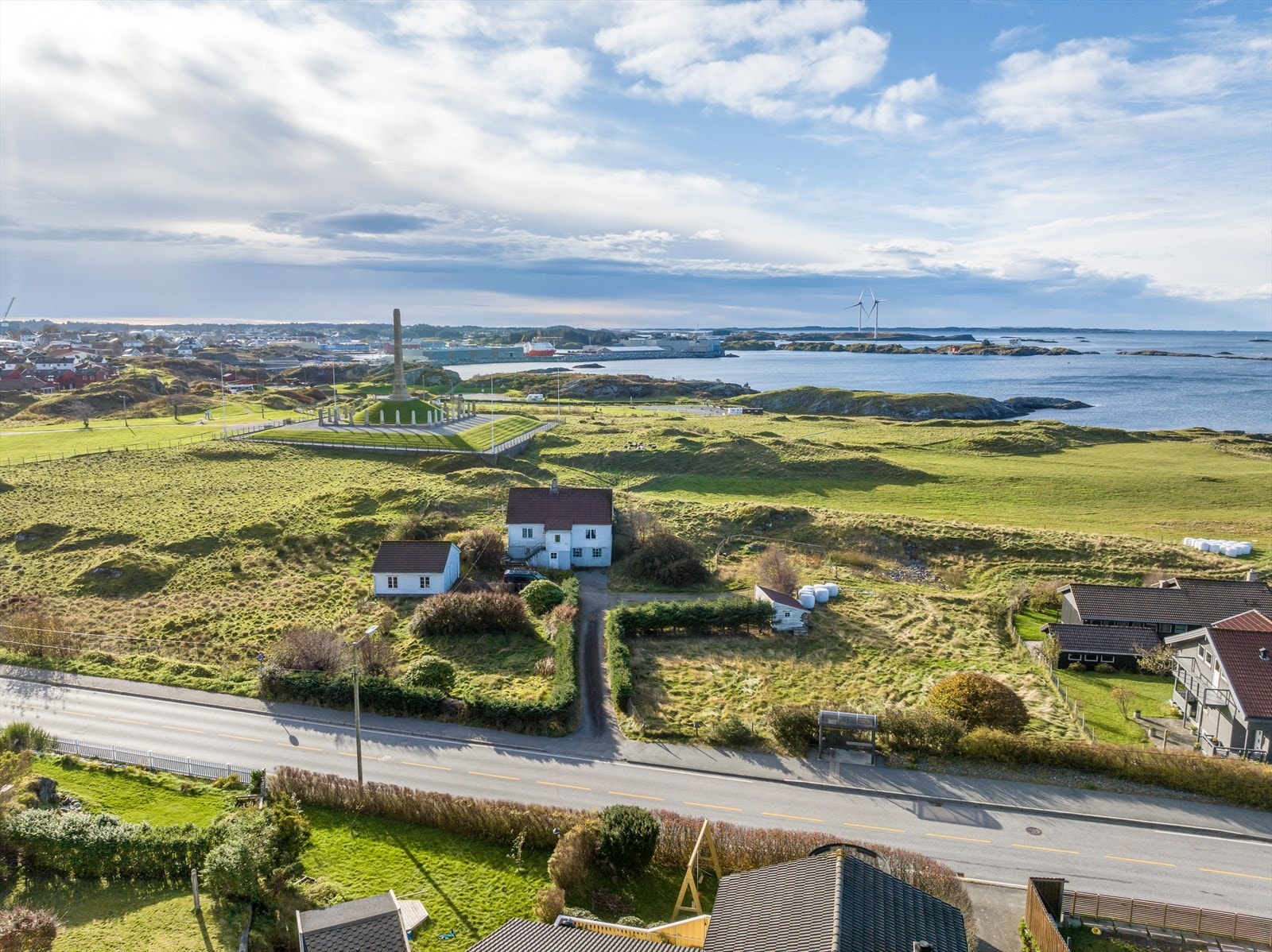 Eiendommene grenser til et fredet område mot vest Galleribilde