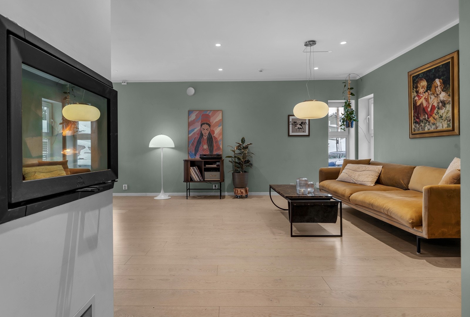 Downlights i tak. Galleribilde