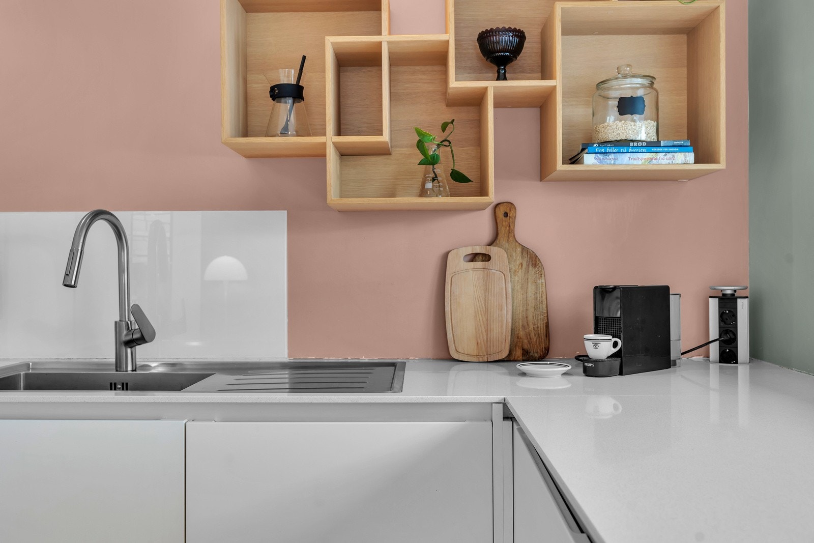 Godt med benkeplass. Galleribilde