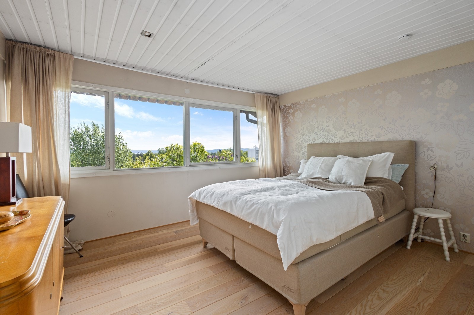 Hovedsoverom i 1 etasje. Galleribilde