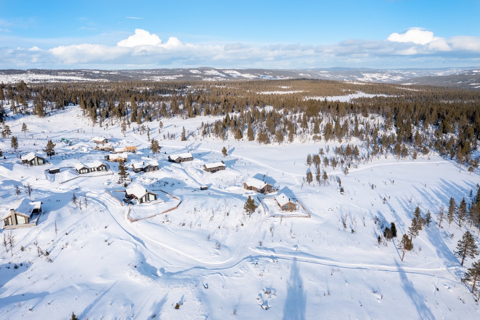 Dronebilde over Lyserhøgde Galleribilde