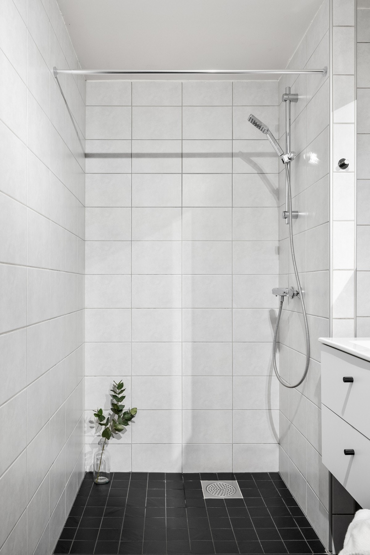 Varmekabler i gulv. Galleribilde