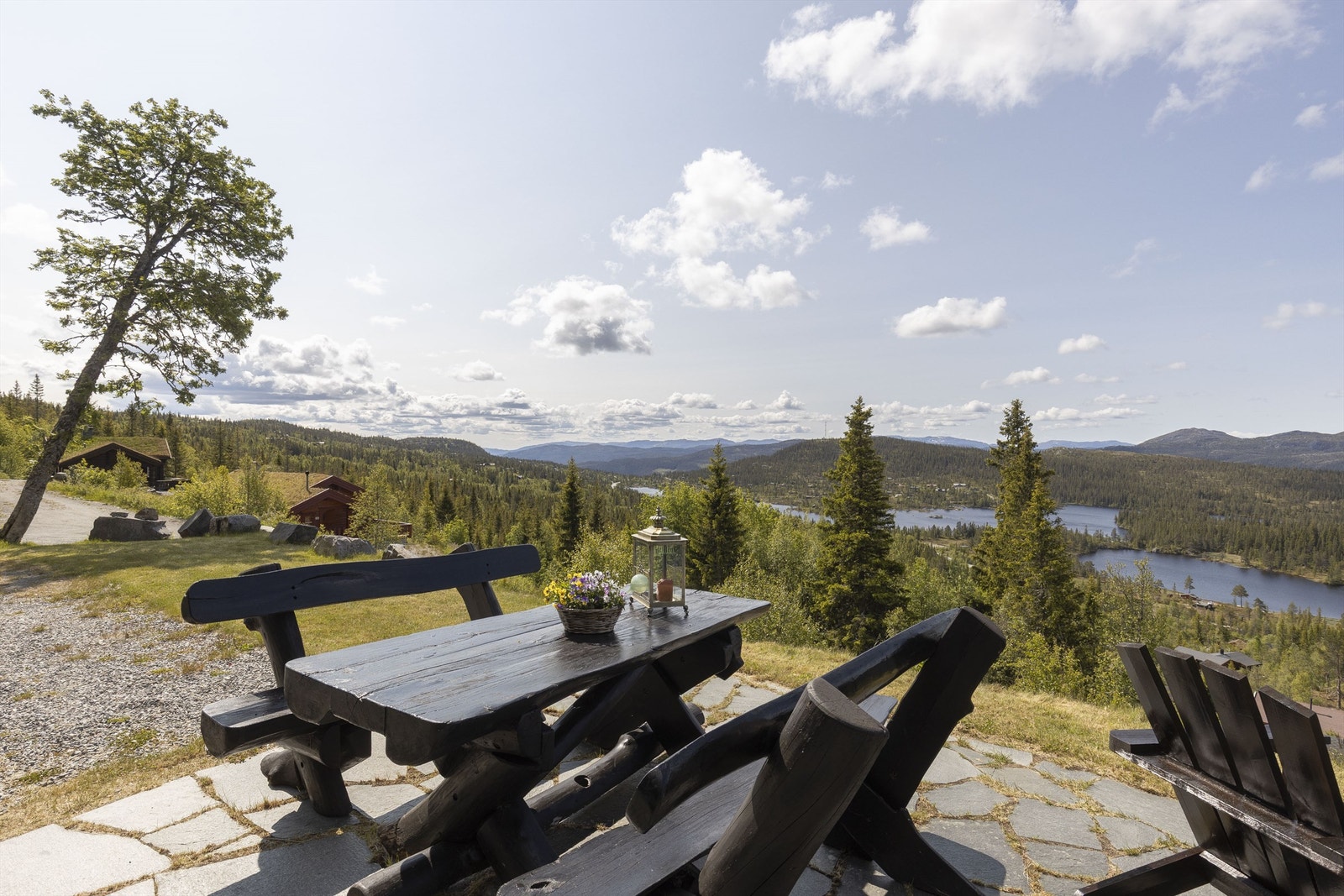 Her har du fantastisk panoramautsikt og sol hele dagen Galleribilde