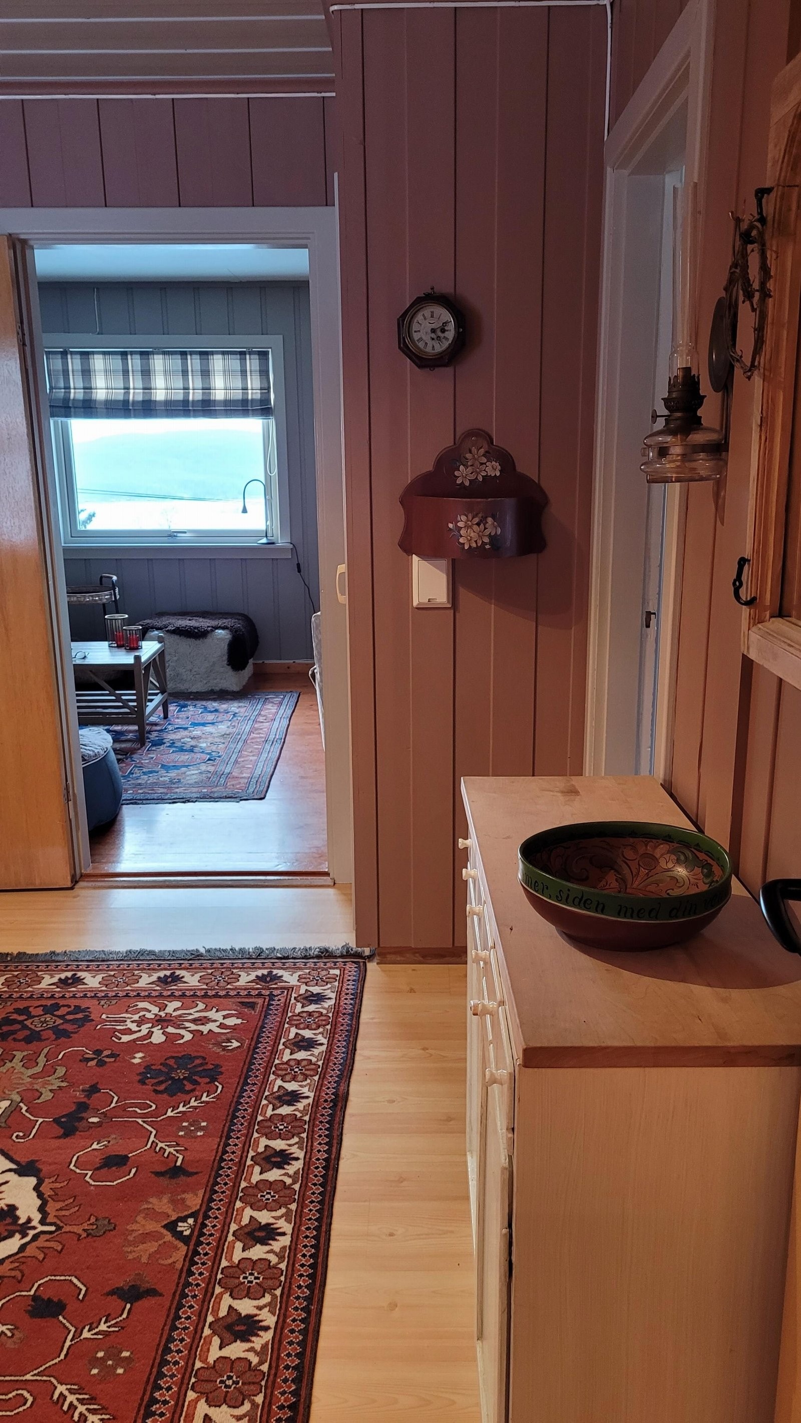 Fra gang mot stue. Privat bilde. Galleribilde