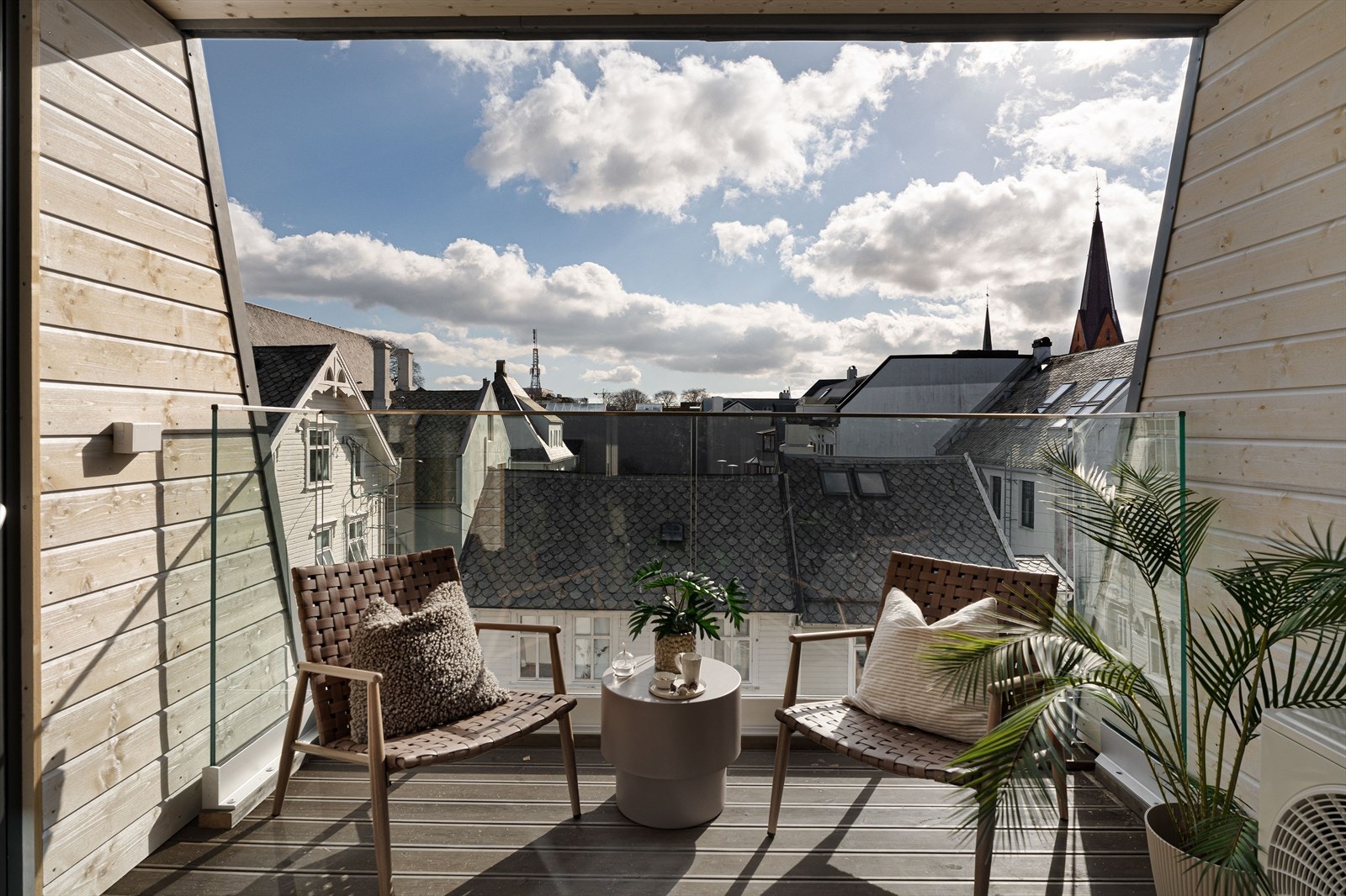 Lekker toppleilighet med herlig balkong midt i sentrum av Haugesund Galleribilde