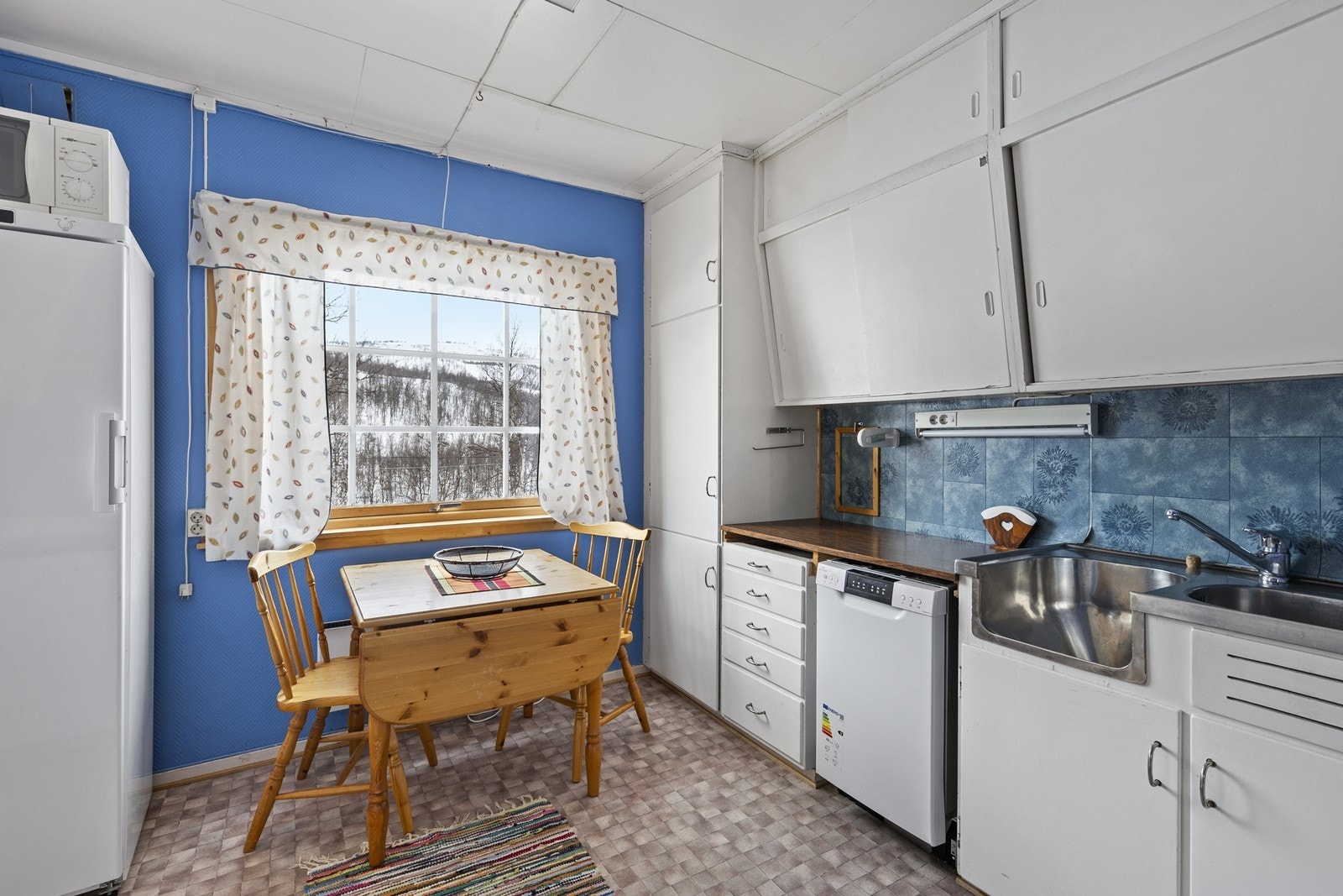 Kjøkken hytte 7. Galleribilde