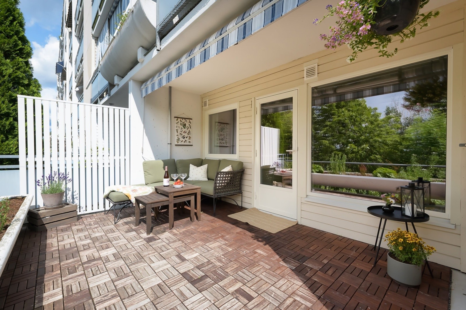 Solrik og skjermet terrasse på 13kvm. Galleribilde