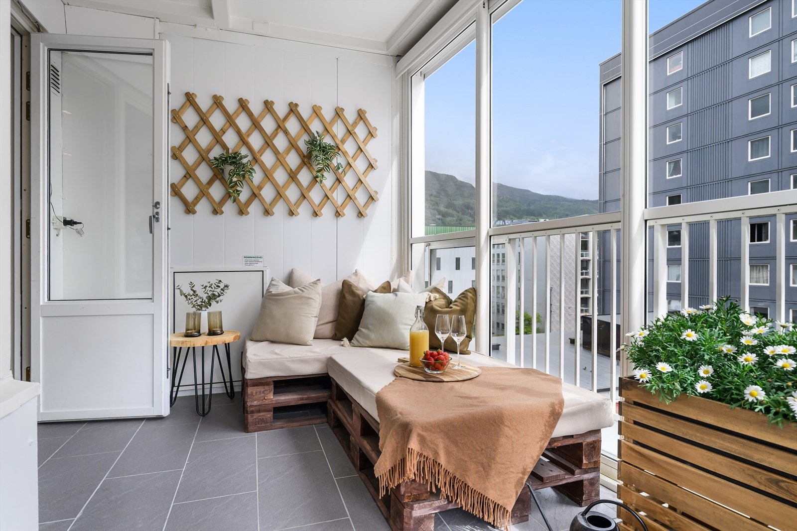 Her kan du nyte det urbane livet i Solheimsgaten, året rundt! Galleribilde