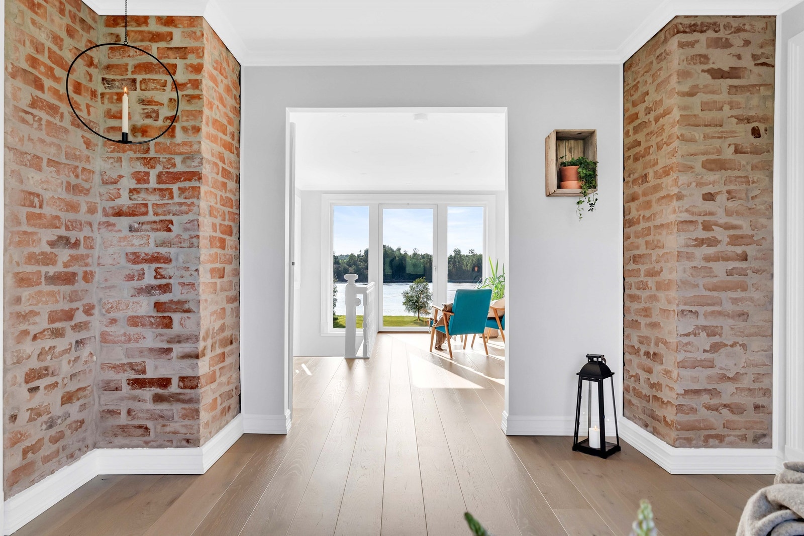 2 etasje er romslig med muligheter til møblere flere soner. Galleribilde