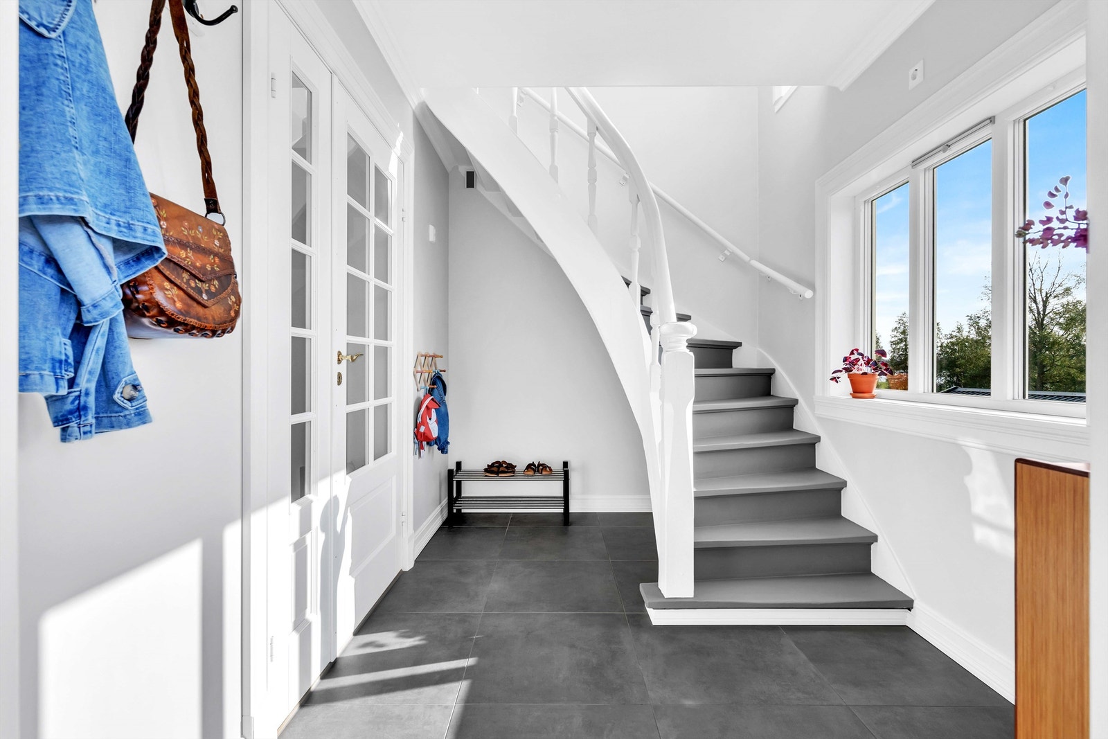 Bli med opp i 2. etasje. Galleribilde