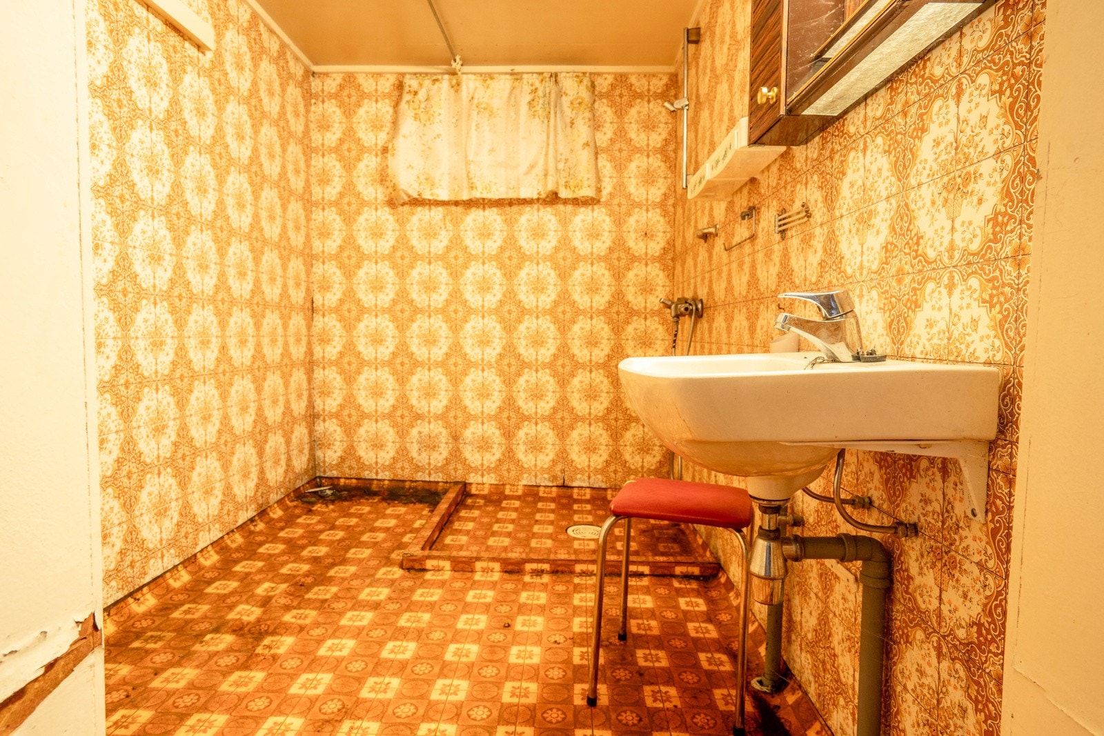 Badet i kjeller Galleribilde