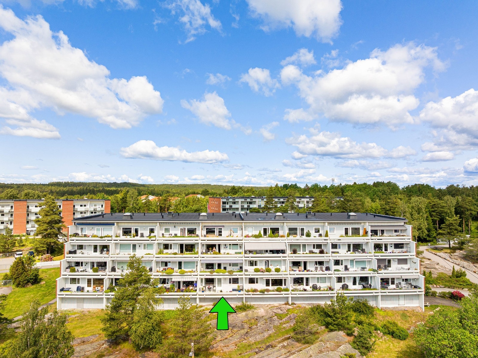 Bergfrueveien 12C presenteres av Per-Espen Omberg i Krogsveen Galleribilde