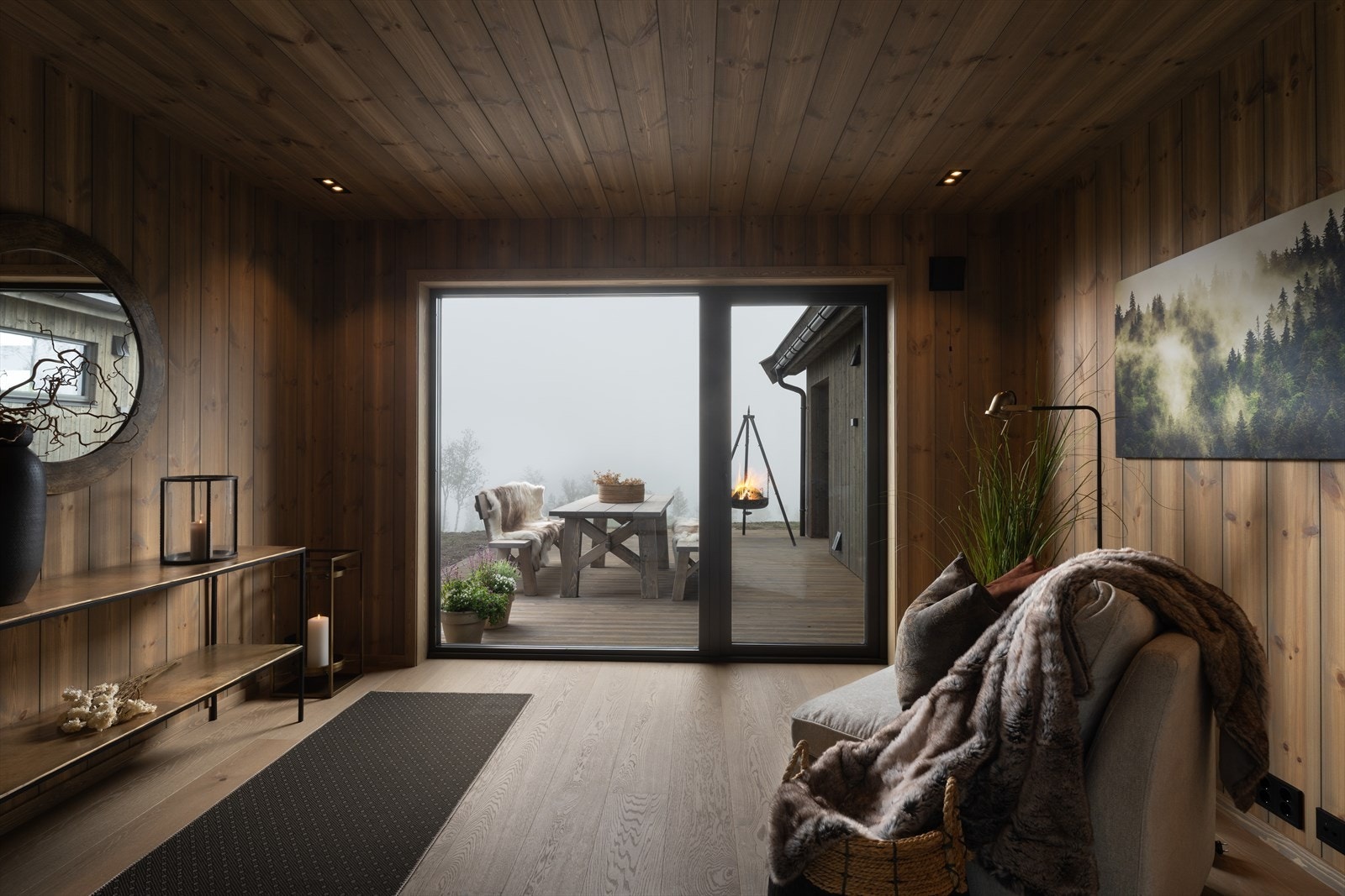 Egen TV-stue med dør til terrassen, bygget i Royalimpregnert tre Galleribilde