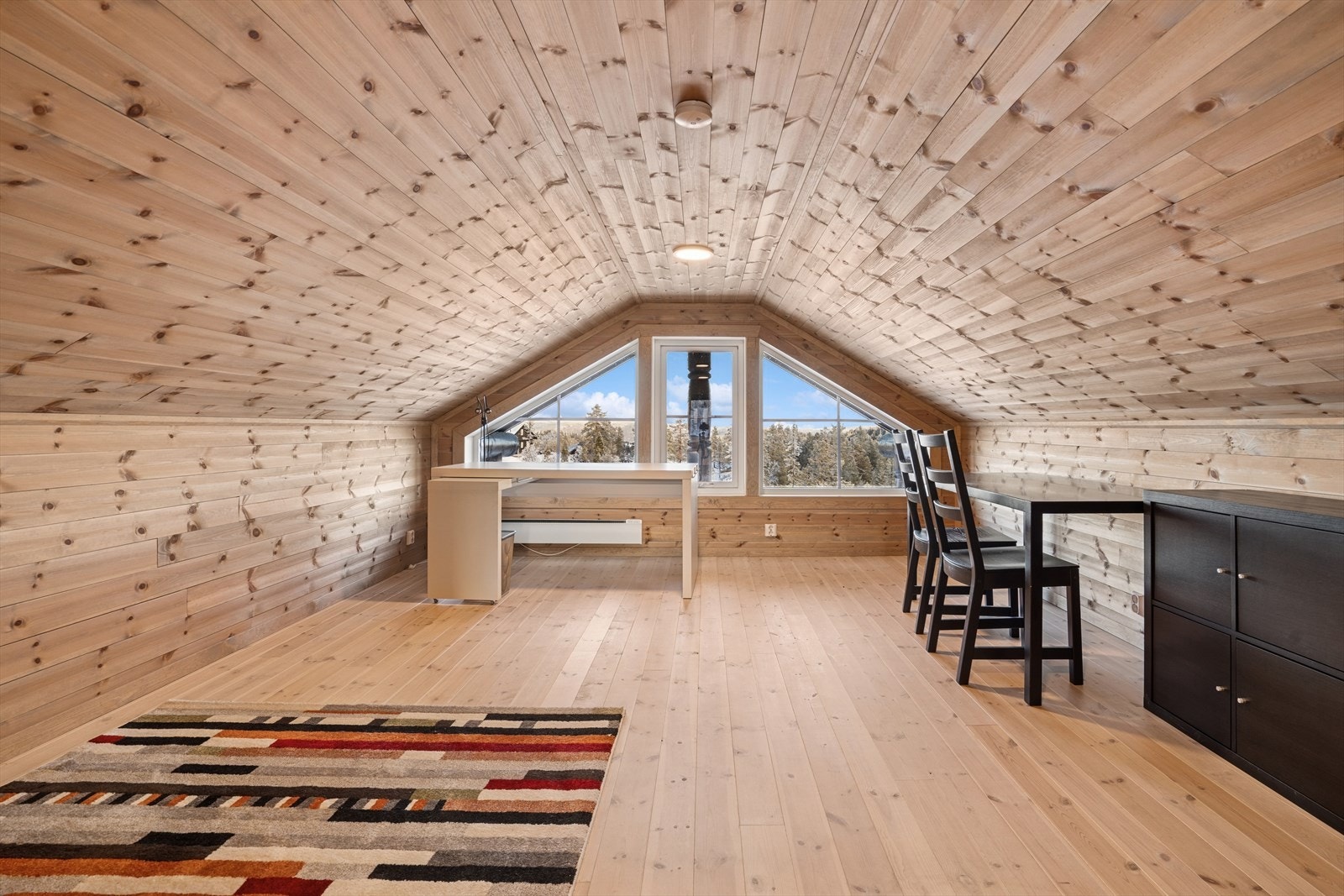 Rom på hemsen. Galleribilde