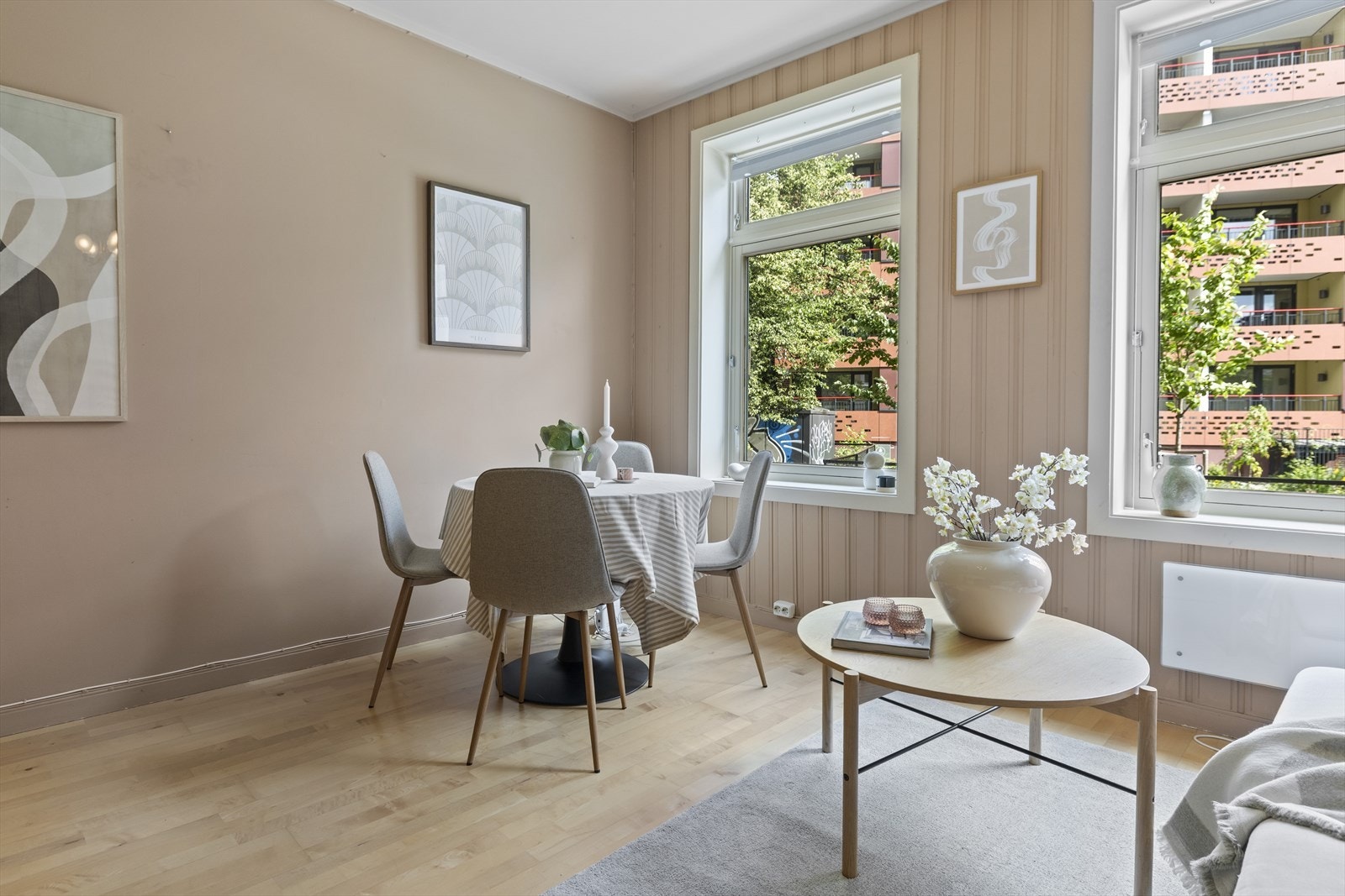 Varmtvann, internett og kabel-TV inkl. Galleribilde