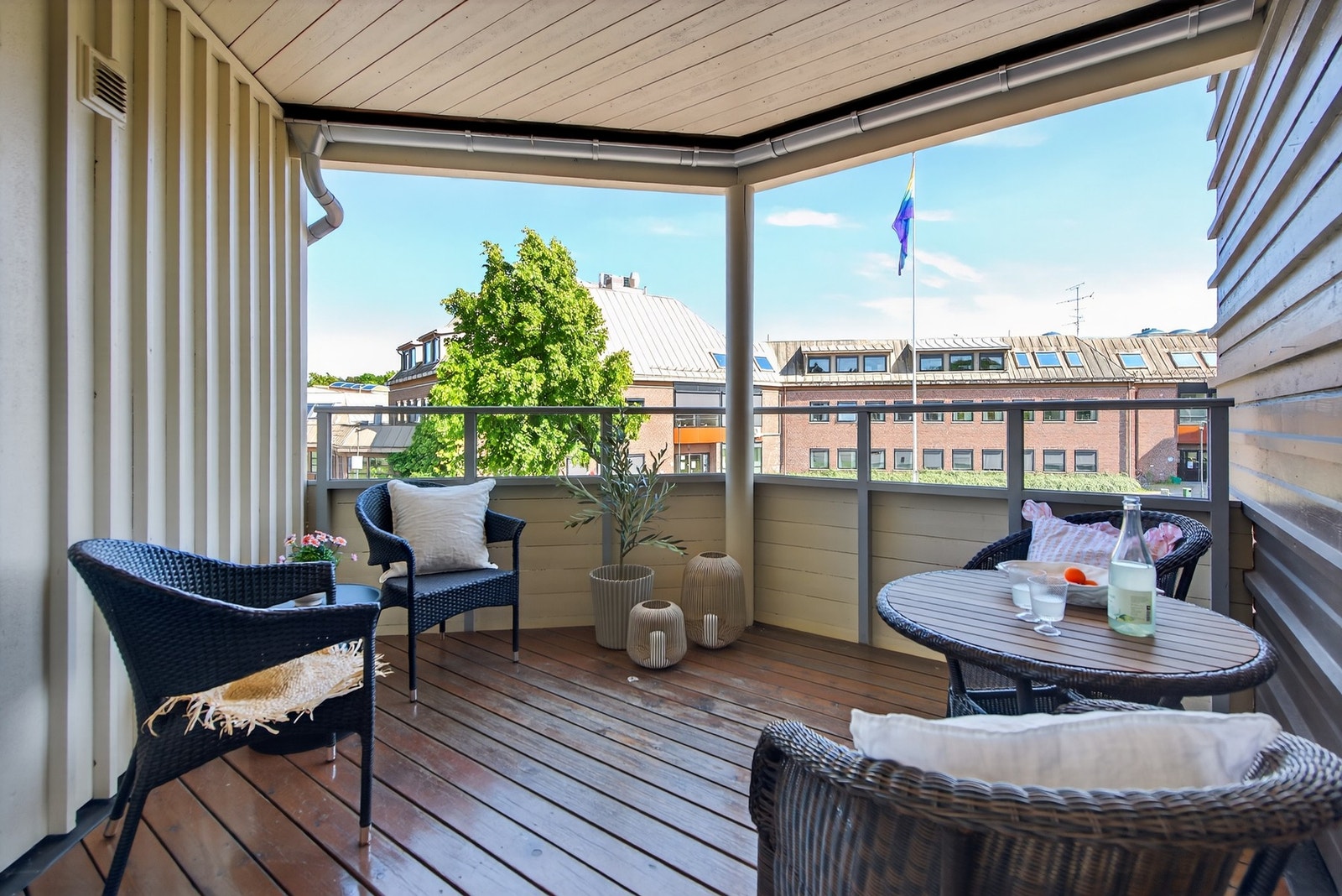 Her kan du sitte tilbaketrukket og nyte de varme sommerdagene Galleribilde