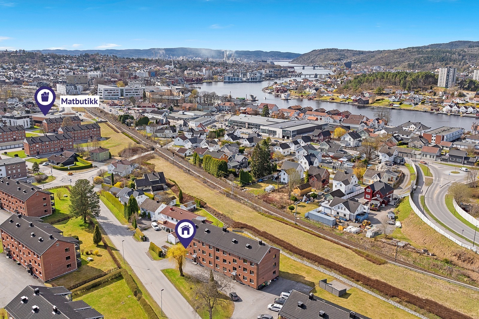 Sentral plassering med gangavstand til sentrum og USN Galleribilde