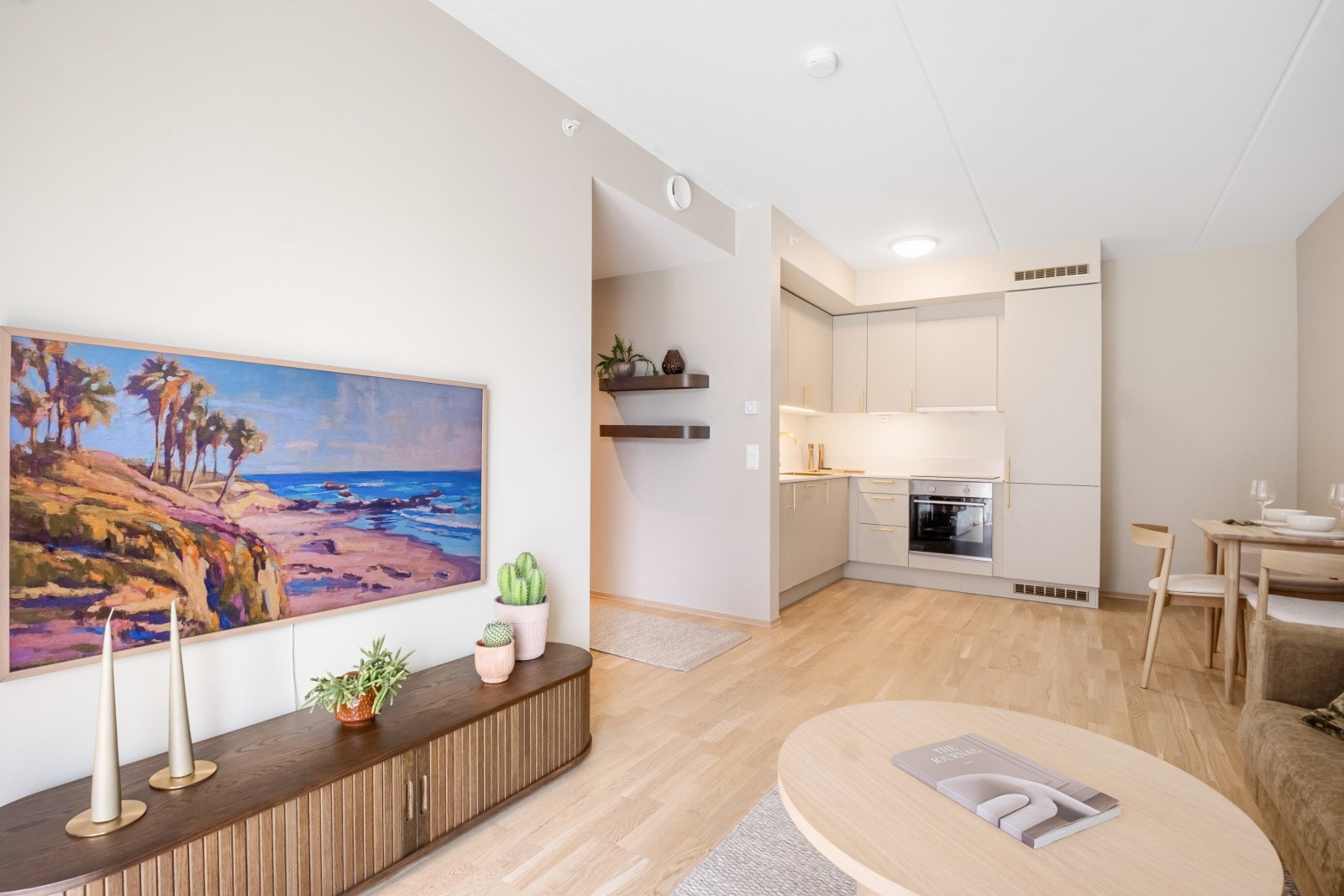 Med en lyse vegger og tak er det enkelt å innrede slik du ønsker Galleribilde