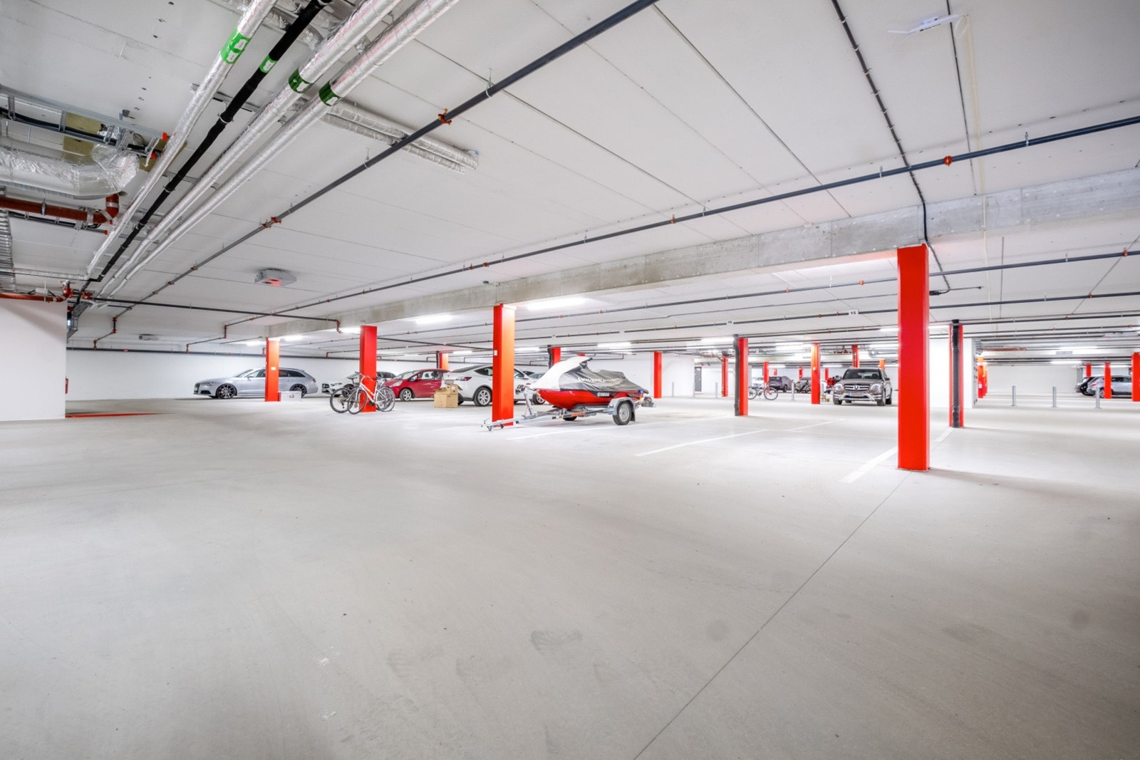 Her er det også mulighet for lader til elbil Galleribilde