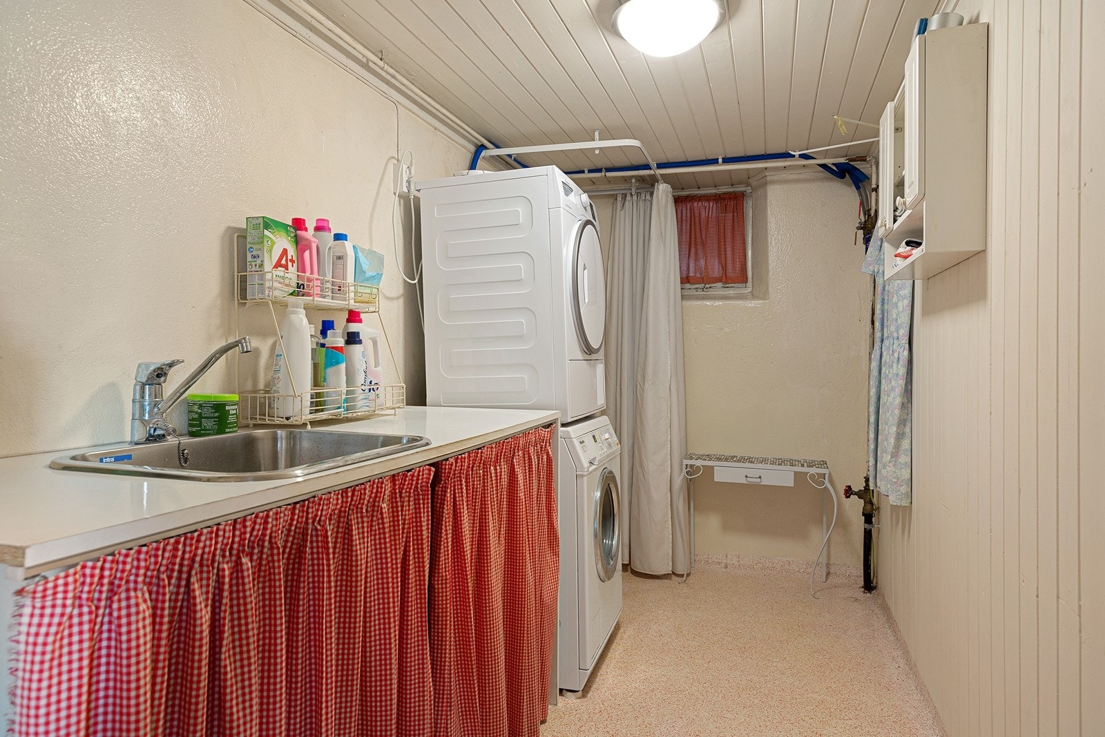 Vaskerom Galleribilde