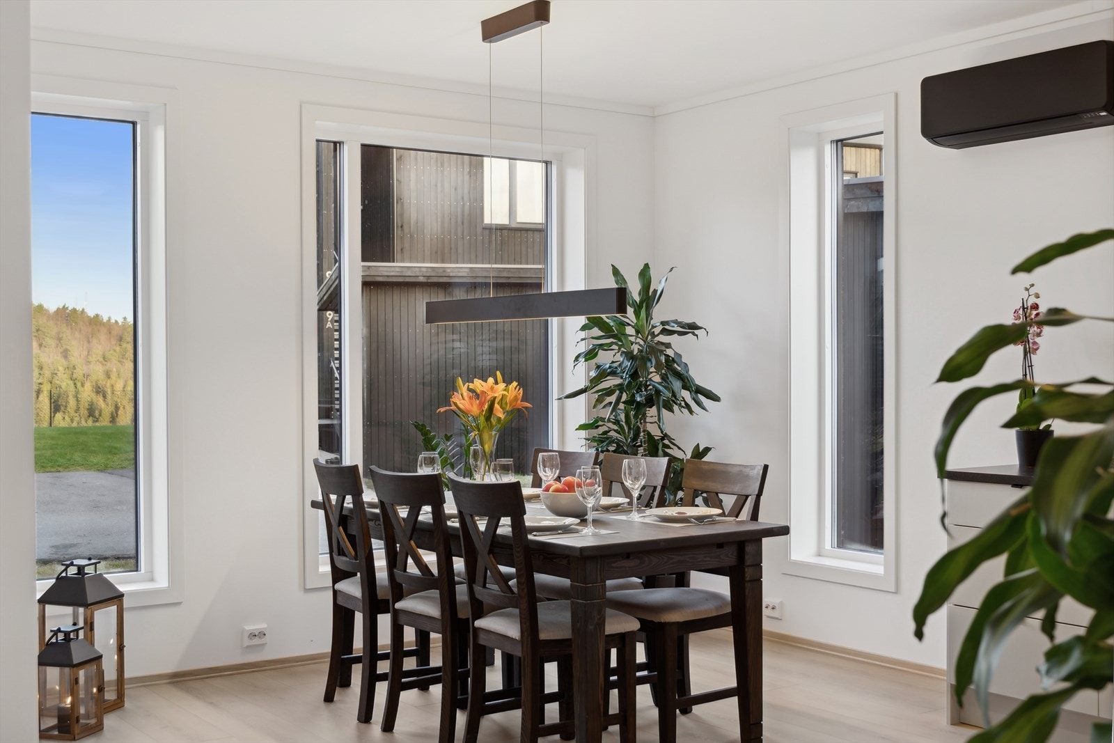 Det er smart belysning i alle rom bortsett fra bod. Galleribilde