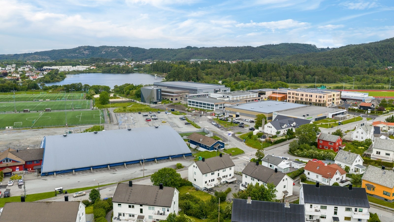 Attraktiv beliggenhet med kort avstand til byens flotte turområder og Haugesund sentrum Galleribilde