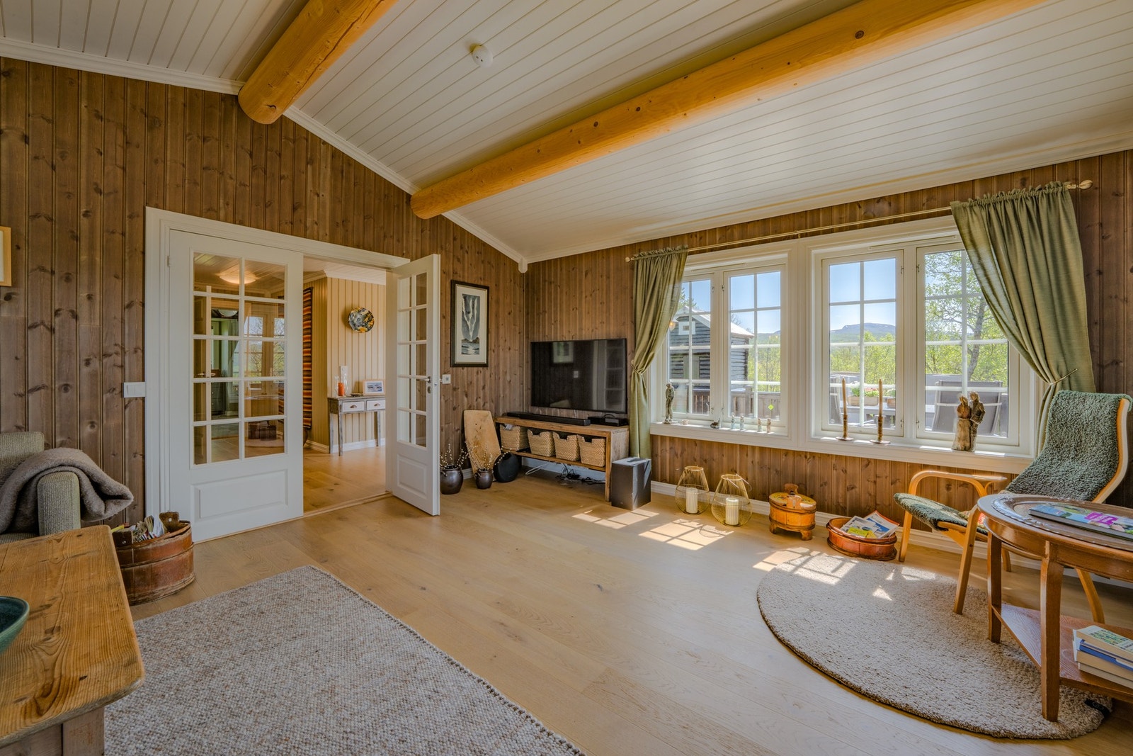 Svært innbydende og romslig stue på 22,9 kvm. Galleribilde