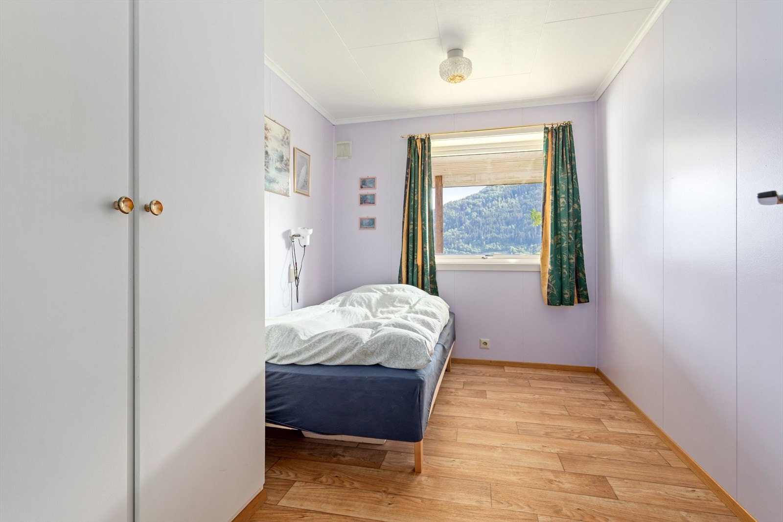 I denne etasjen finn ein også 3 soverom. Galleribilde
