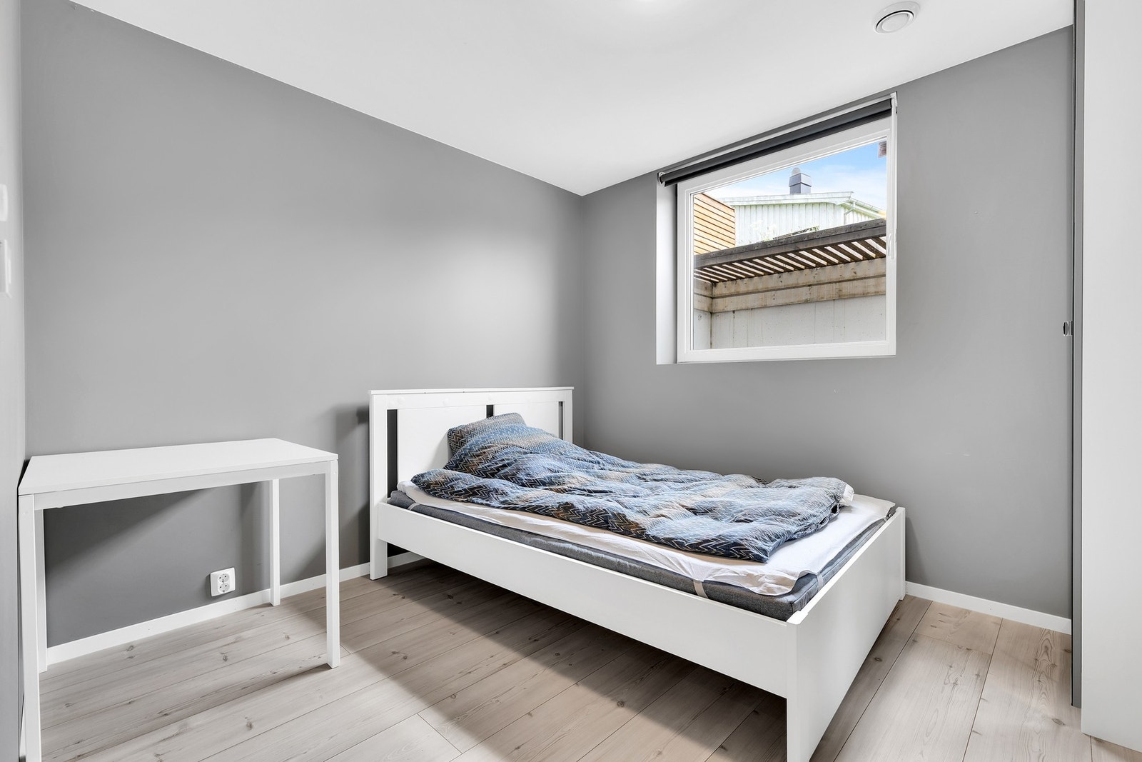 Soverom 1 et er på 9,1 kvm. Galleribilde