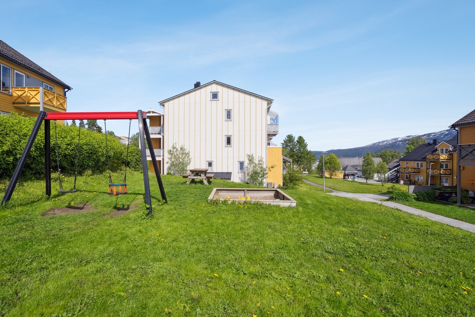 Fine opparbeidete uteområder. Galleribilde