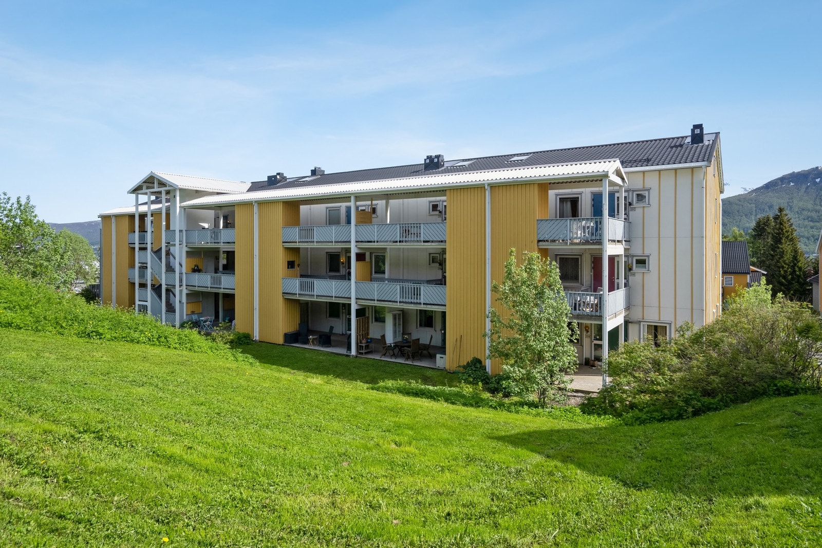 Fasade bakside Galleribilde