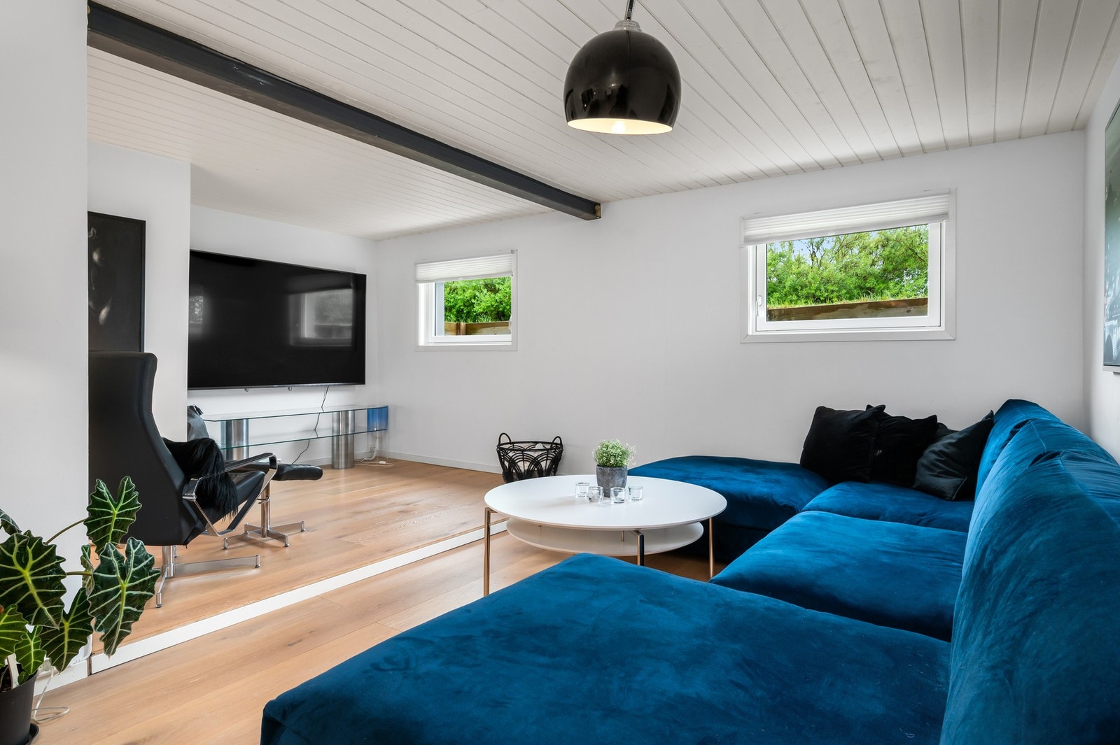 Kjellerstuen er på 32 kvm. Galleribilde