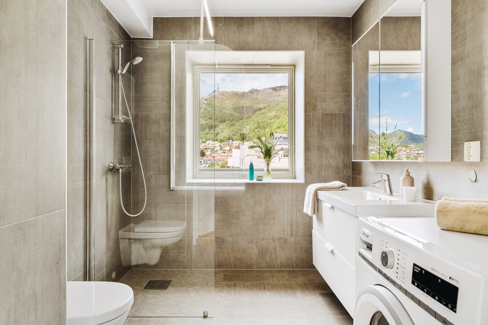 Rålekkert bad fra 2017 som er pusset opp av fagfolk (dokumentasjon foreligger). Galleribilde