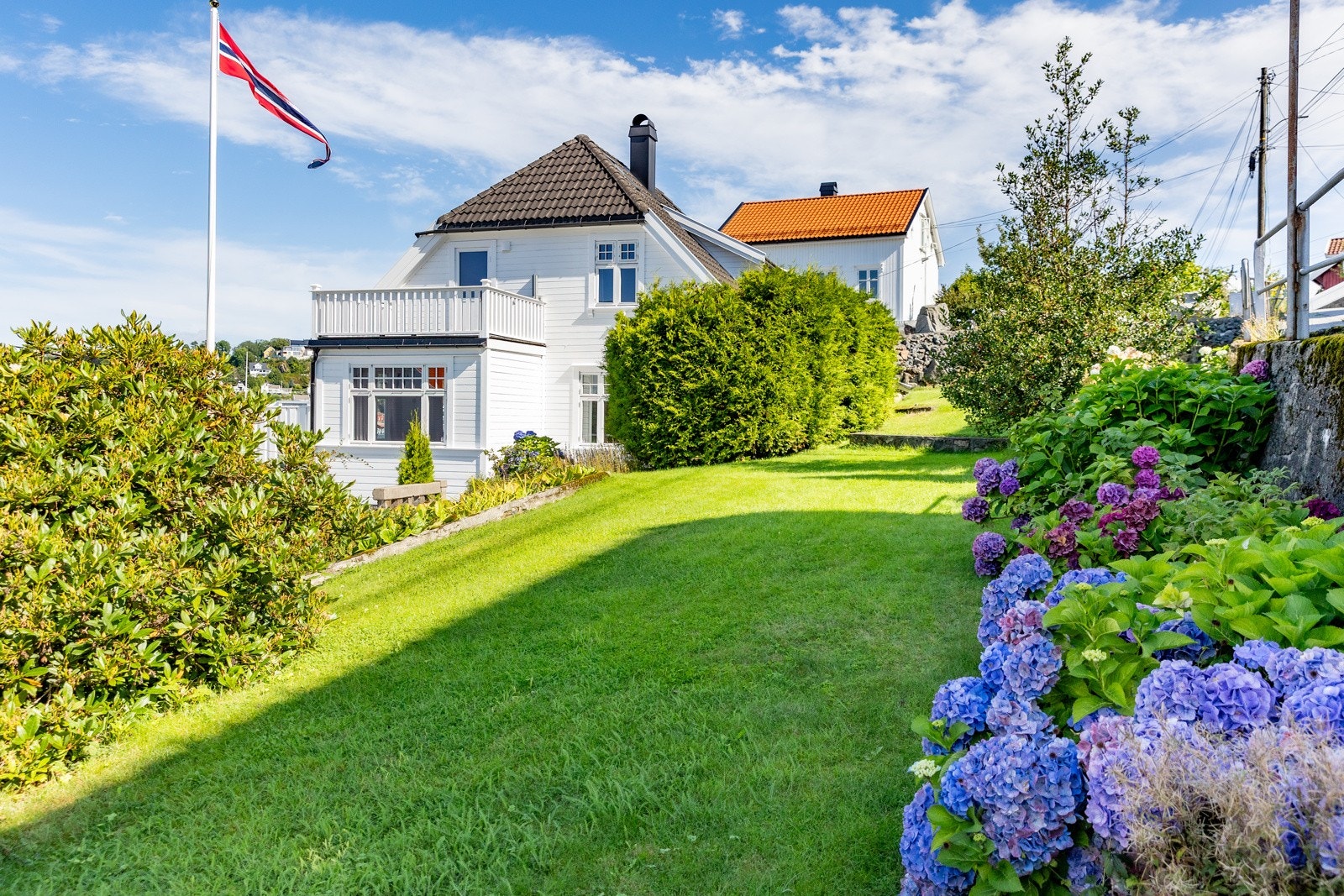 Velkommen til Vikaveien 88- Presentert av Adrian Hamre Evensen v/Meglerhuset &Partners Galleribilde