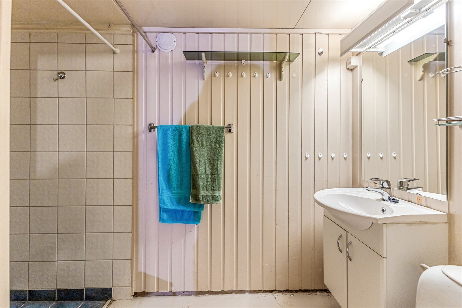 Bad i kjeller. Galleribilde