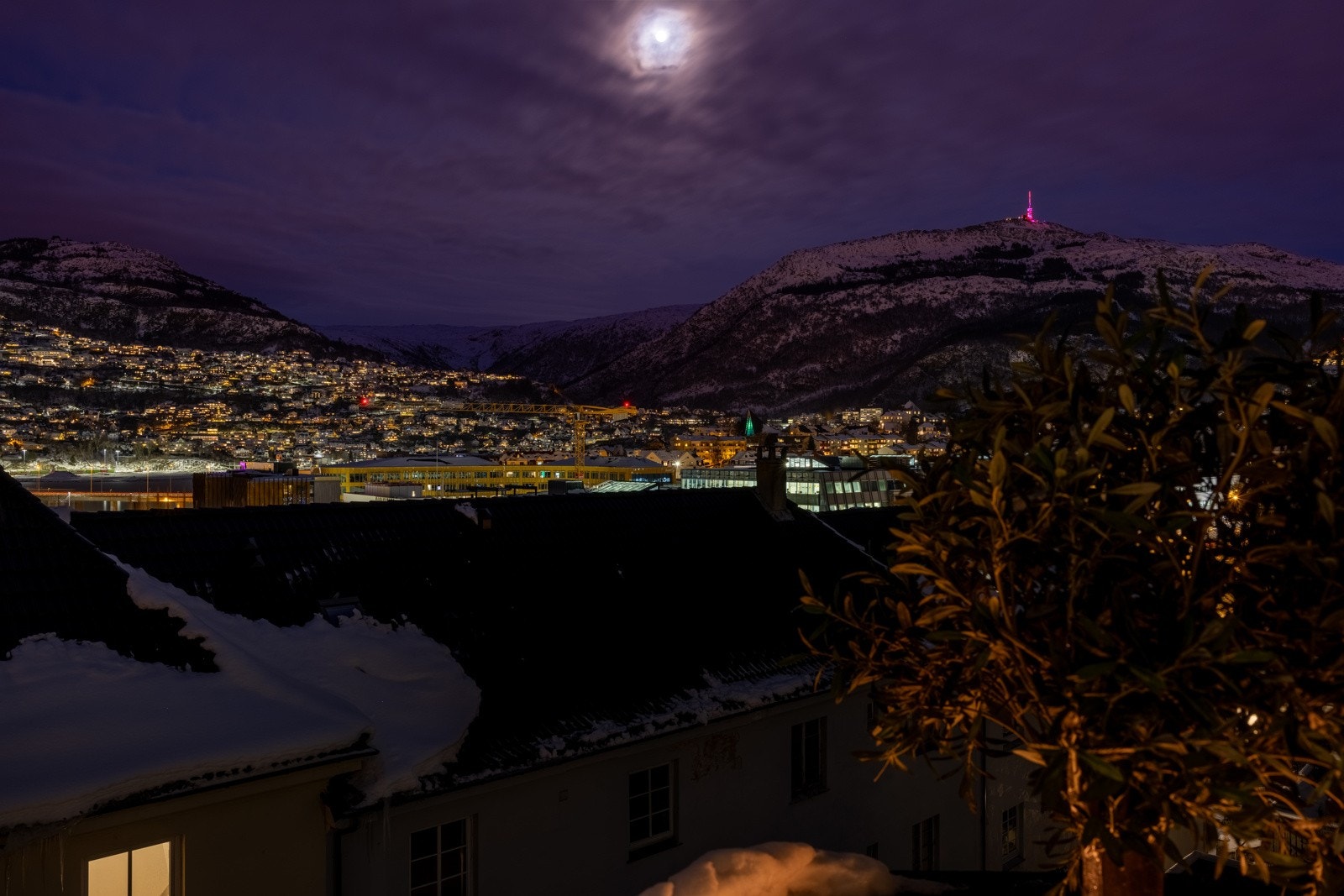 Her kan du nyte den flotte utsikten fra middagsbordet. Galleribilde