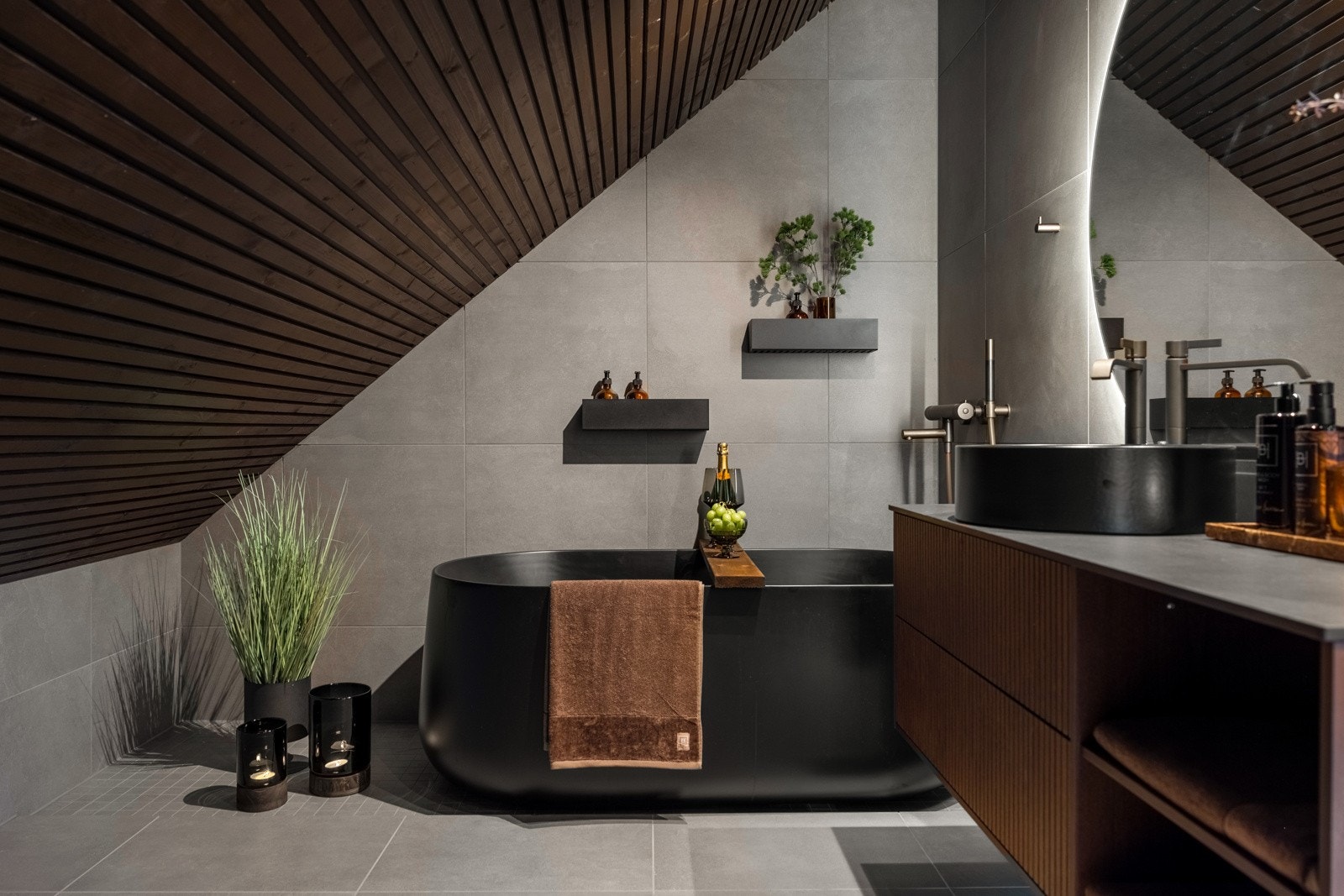 I etasjen har du også et eget fullverdig bad på ca. 4,5 kvm. Galleribilde