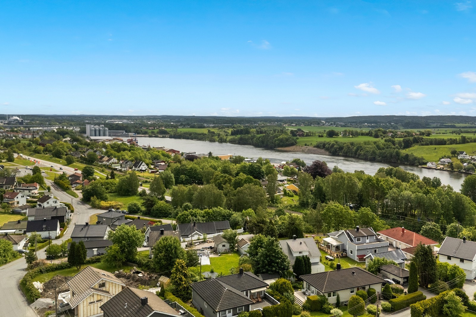 Kort vei til Glomma Galleribilde