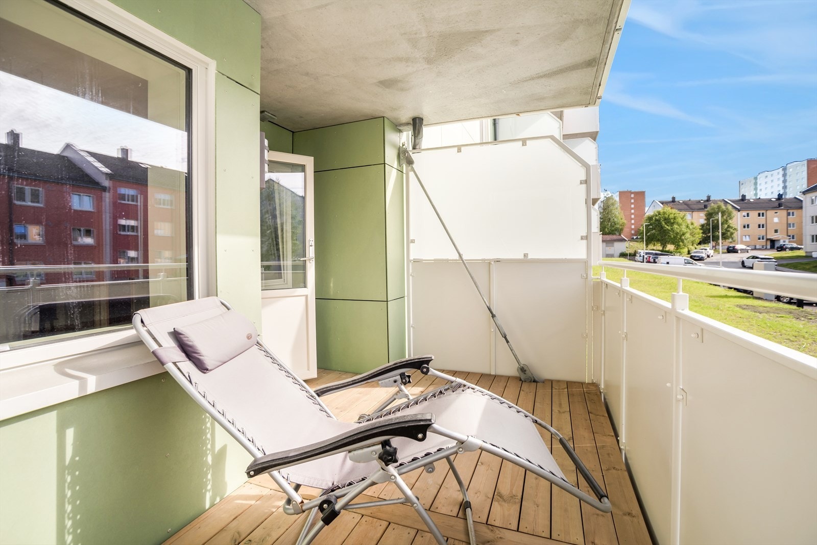 Balkong med terrasseplatt Galleribilde