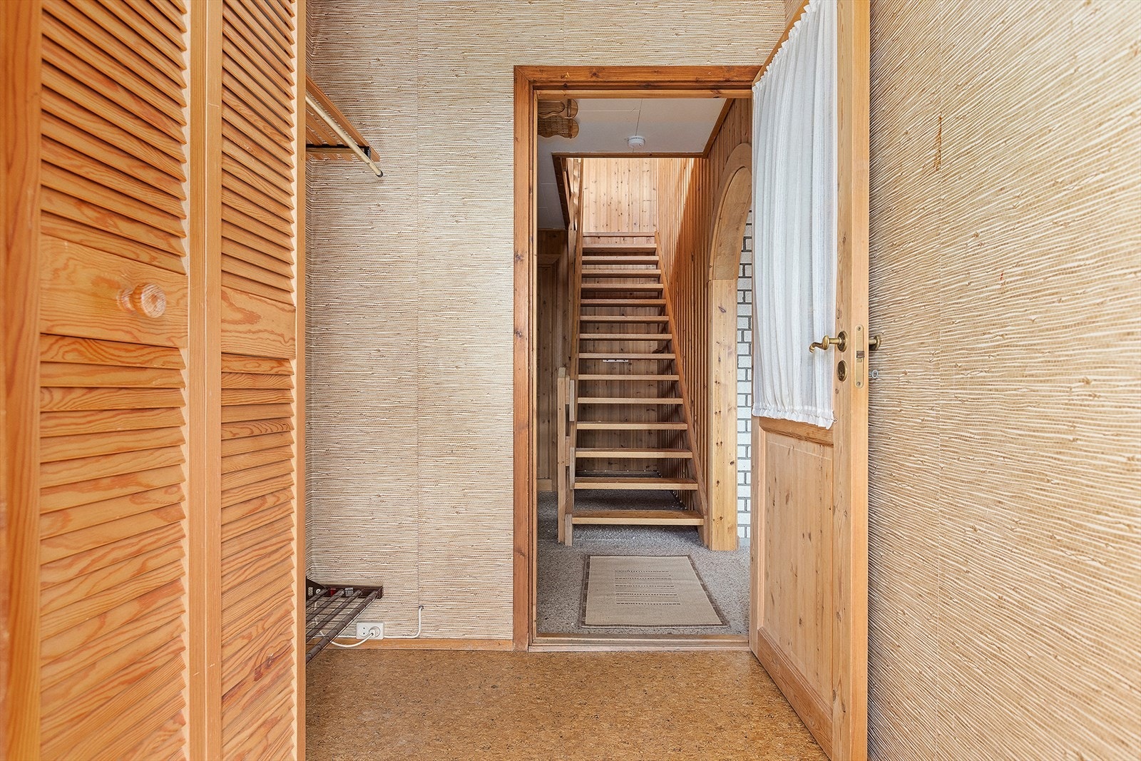 Entré - Underetasje Galleribilde