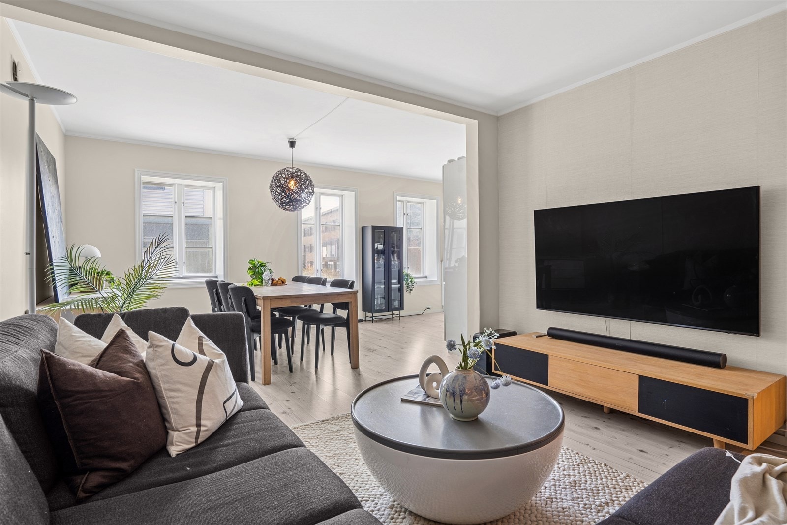 Fantastisk 3-roms selveierleilighet med en utmerket og sentral beliggenhet i sentrum nord Galleribilde