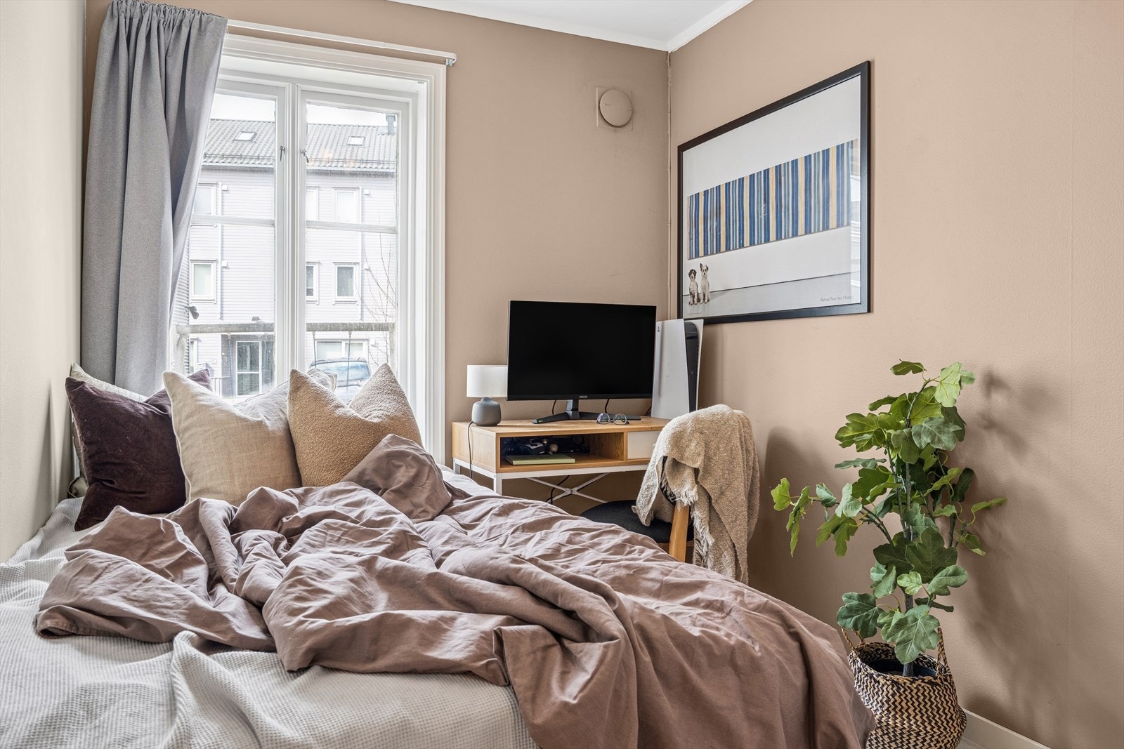 En av to soverom Galleribilde