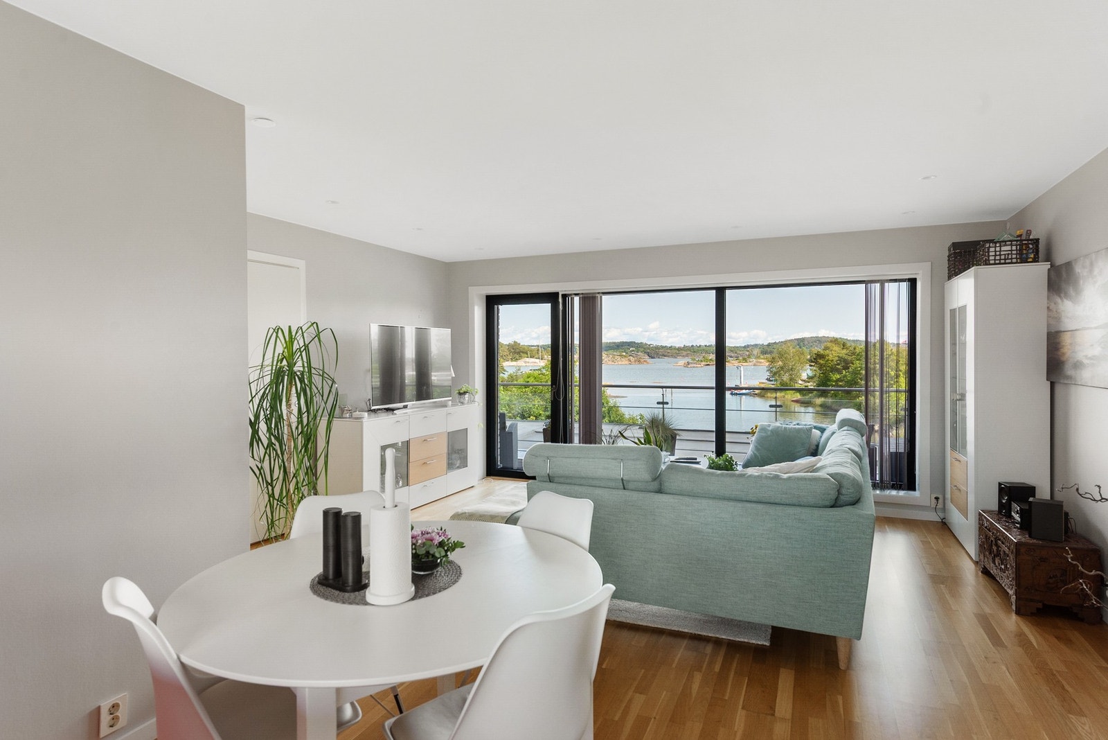 Nydelig utsikt fra leiligheten! Galleribilde