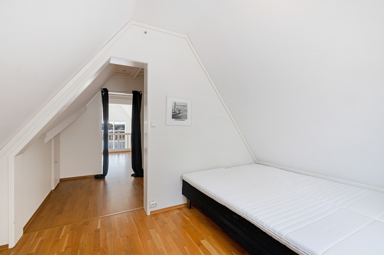 Innredet soverom 2 på loft Galleribilde