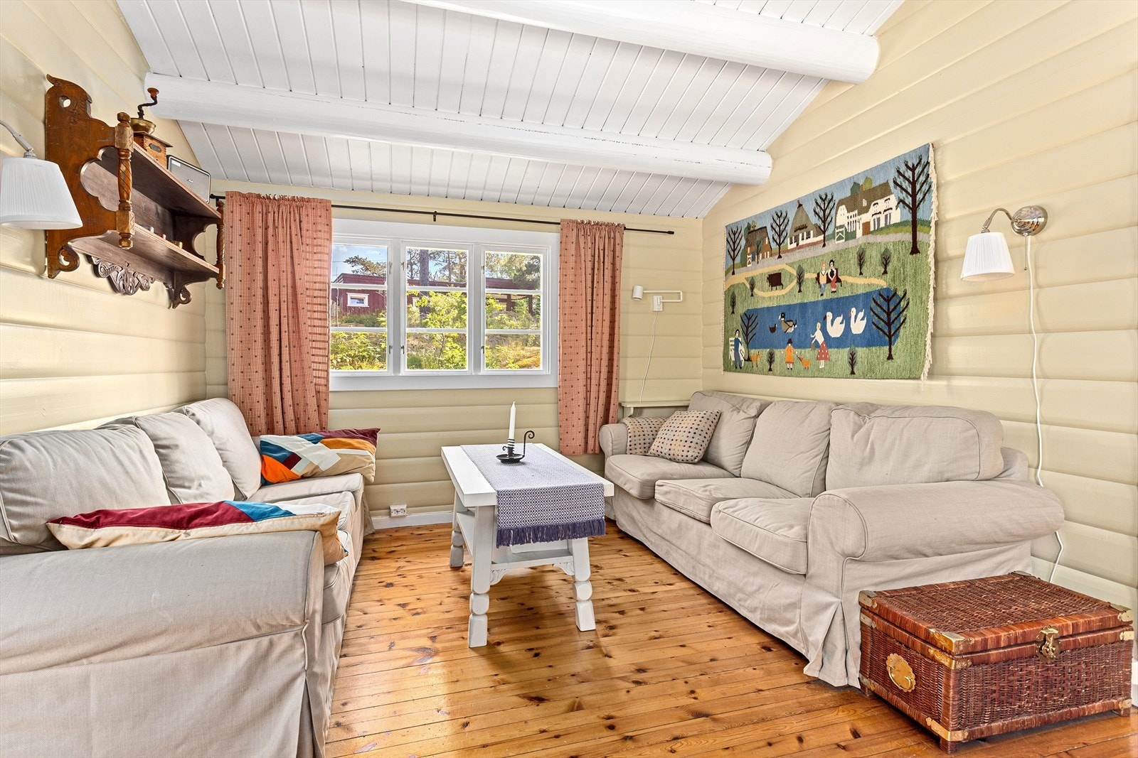 Sofakroken finner fort sin naturlige plass i rommet. Galleribilde