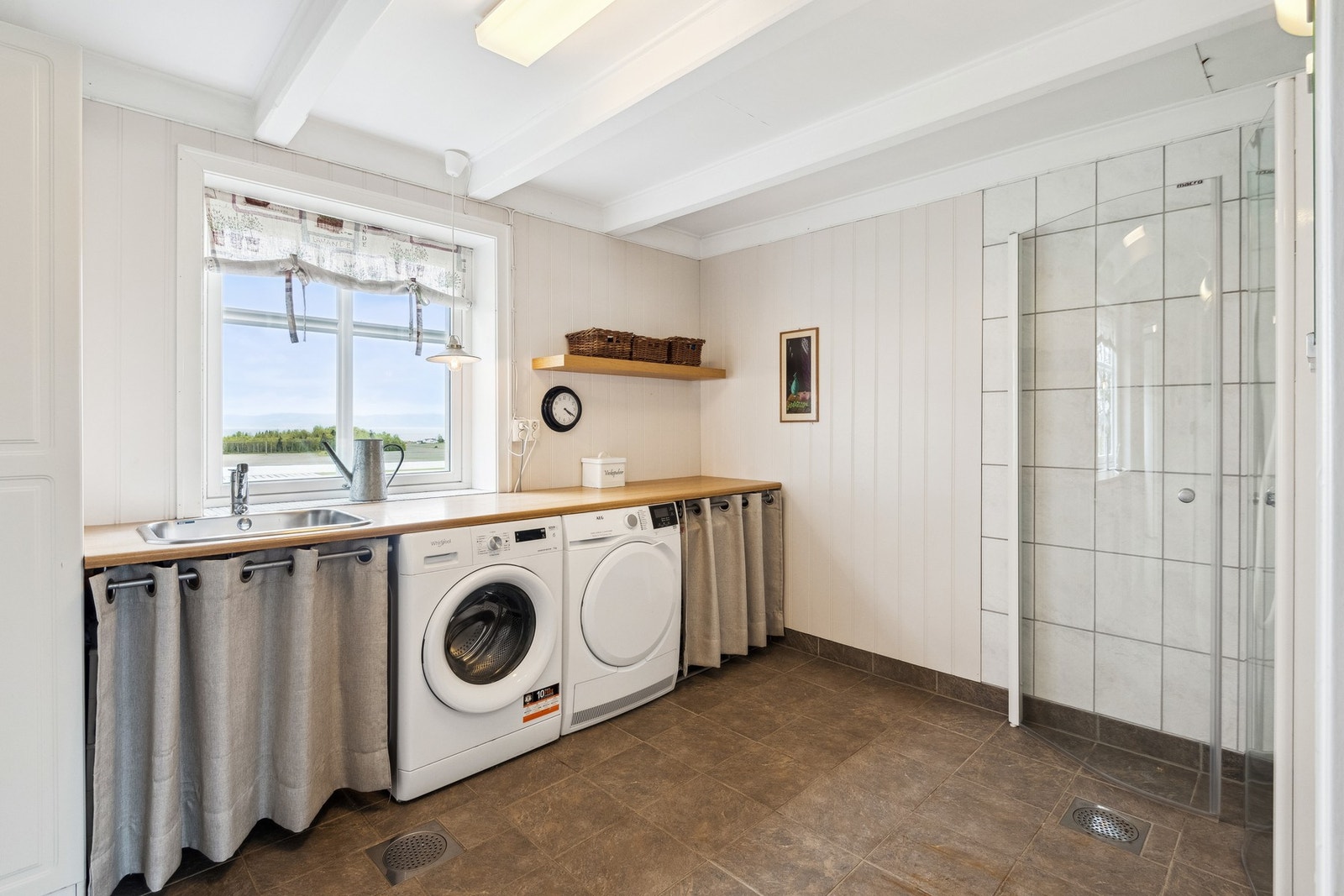 Vaskerom og bad. Galleribilde