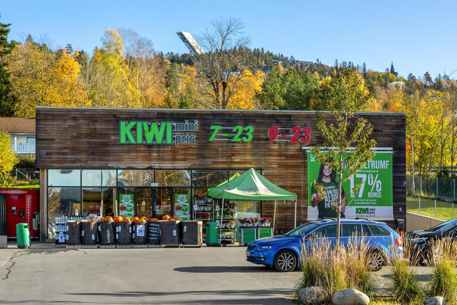 Kiwi Bogstad ligger i nærmiljøet og er åpent alle dager Galleribilde
