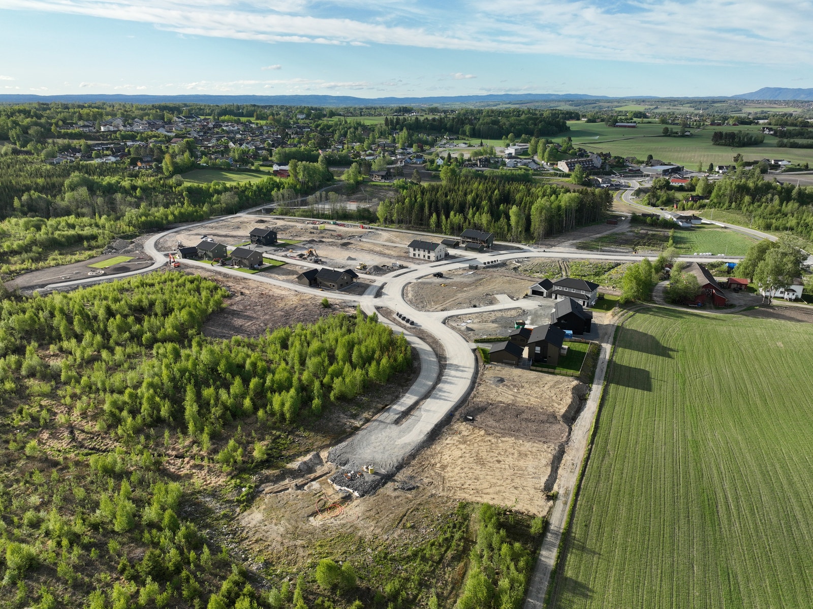 Dronebilde over tomtefeltet Galleribilde