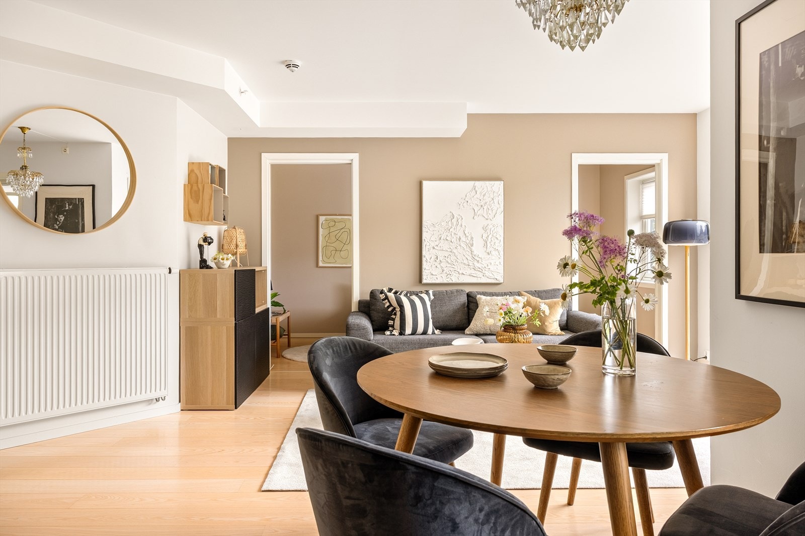 Leiligheten har balansert ventilasjon og vannbåren varme Galleribilde